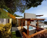 940 Temple Hills Drive